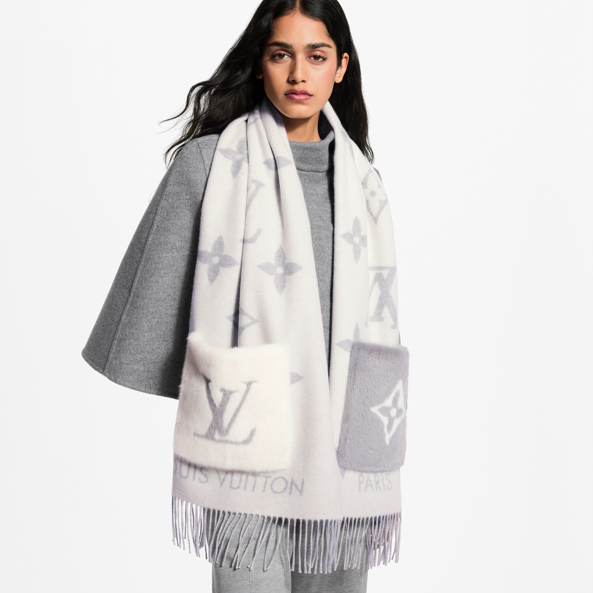 Cold Reykjavik Scarf S00 - Women - Accessories | LOUIS VUITTON ®